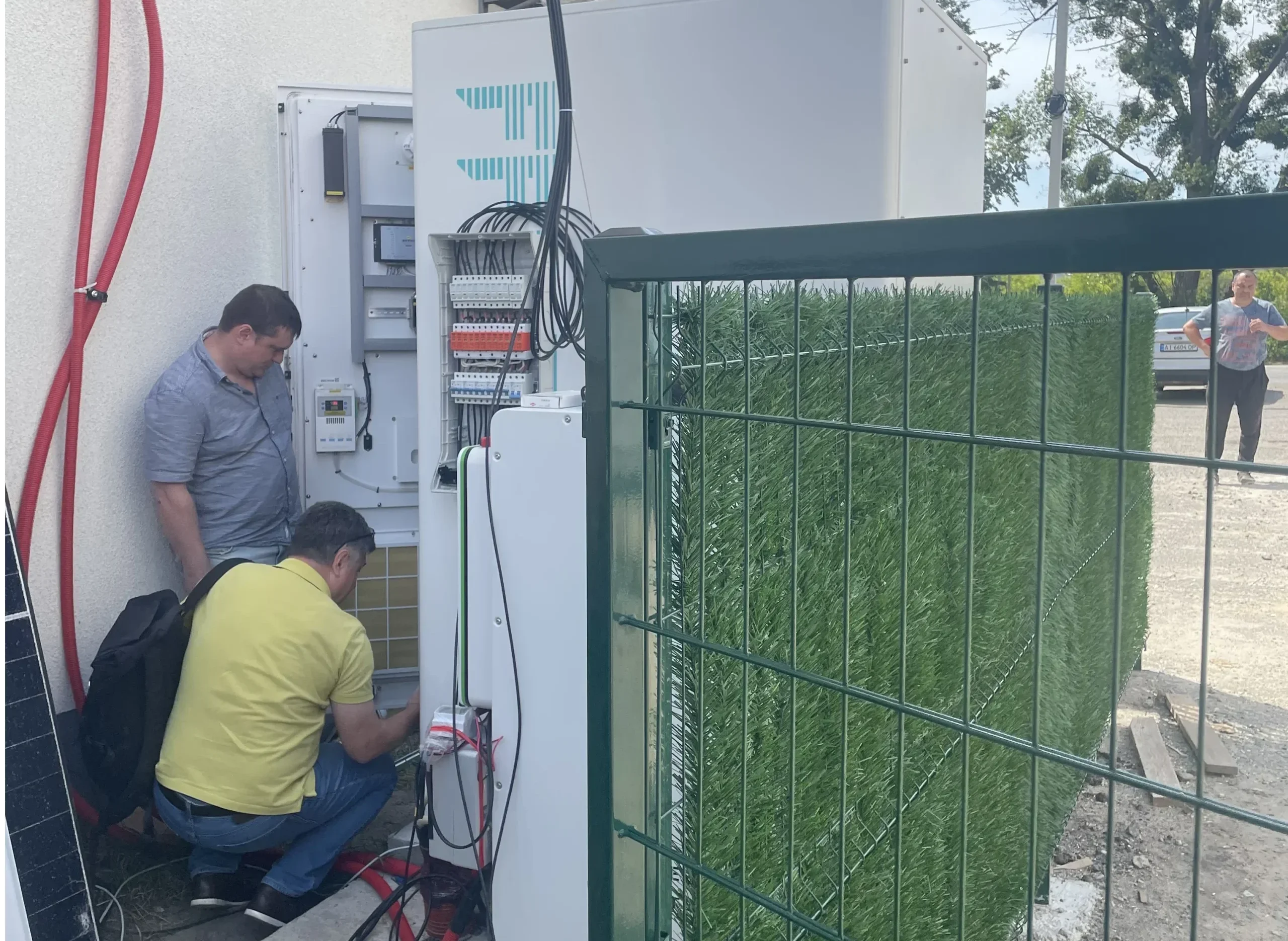 FFD Power BESS for EV Charging in Ukraine - 522kWh Energy Storage System with Hybrid Inverter
