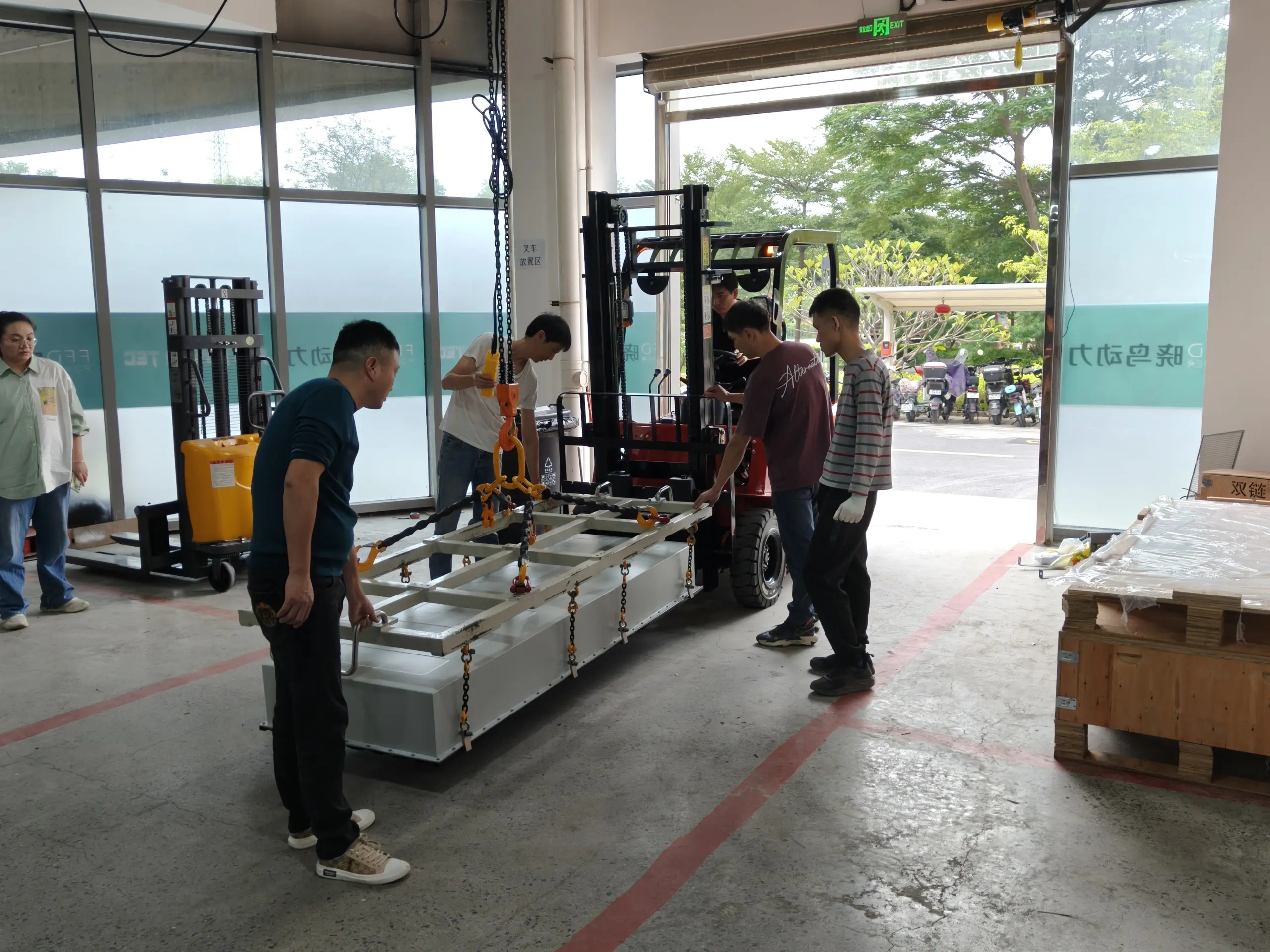 Inside manufacturing of Galaxy‑418 ESS cabinet components.