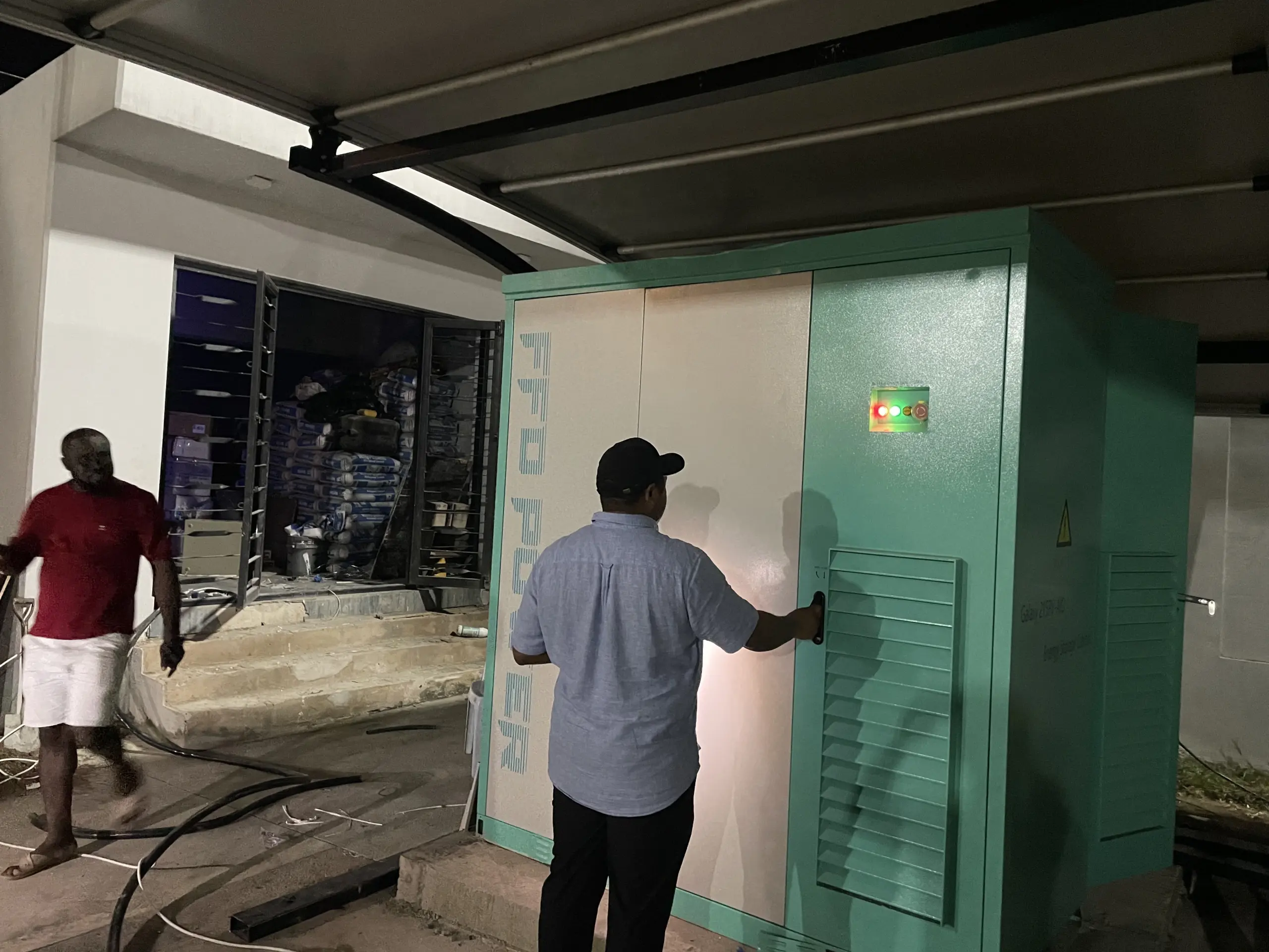 BESS for Power Backup in Nigeria all-in-one BESS cabinet for off-grid operation and backup power continuity