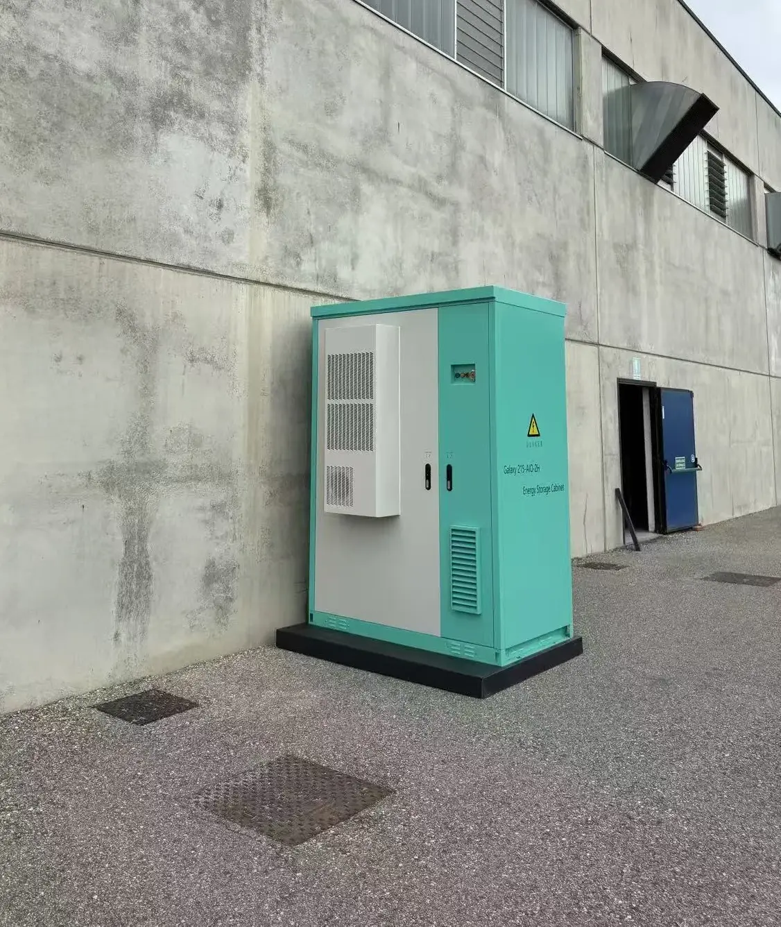 105kW/215kWh Galaxy cabinet BESS installed outside an Italian factory for transformer capacity relief and peak shaving